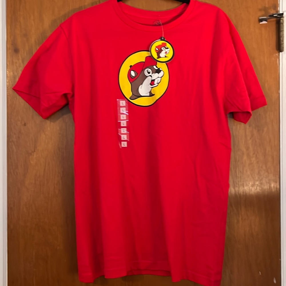 But-ee’s Red Graphic T-Shirt Beaver Logo size L Large Bucees
